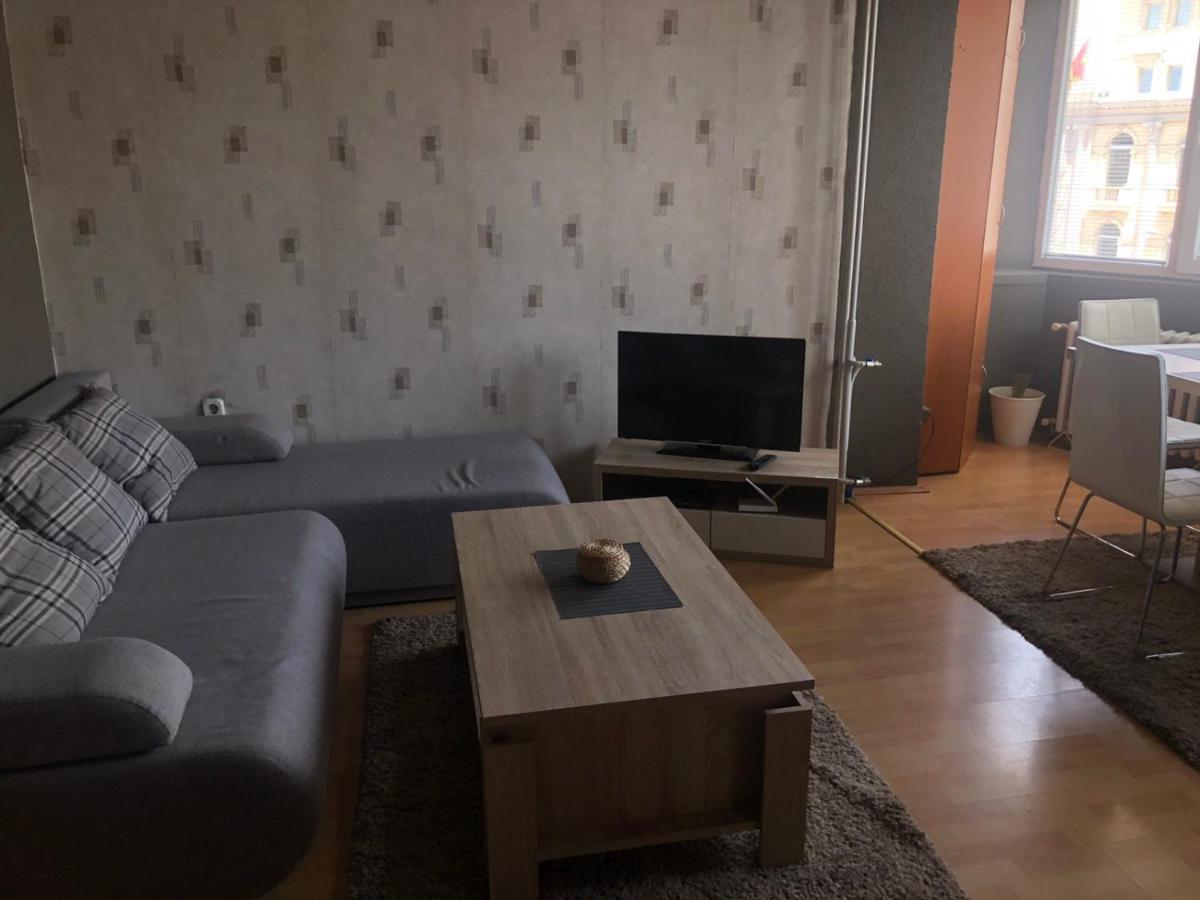 Skopje Plaza Apartment Luaran gambar