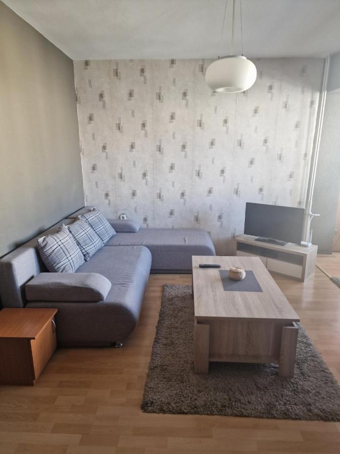 Skopje Plaza Apartment Luaran gambar